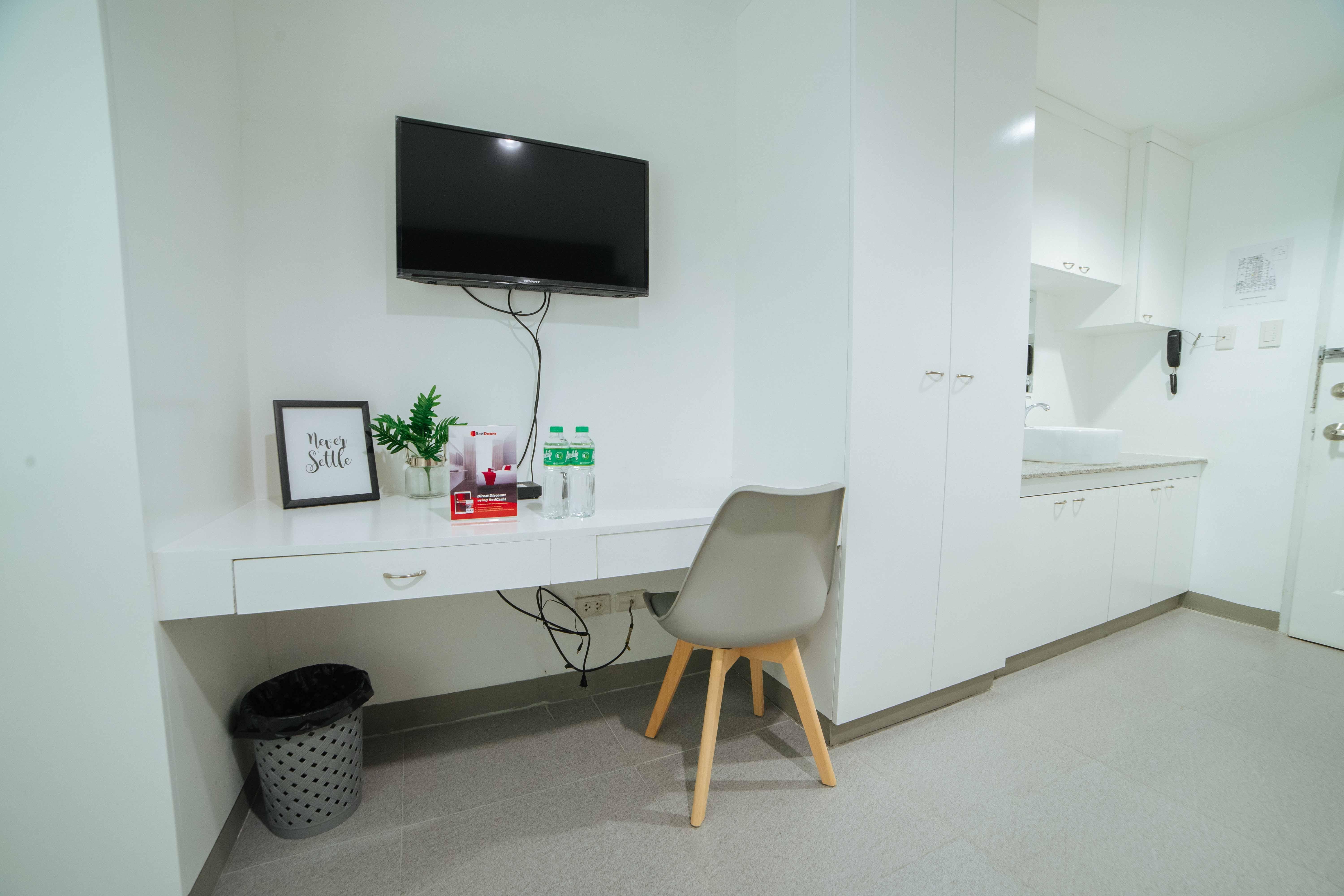 RedDoorz Plus @ Roxas Street Davao Zewnętrze zdjęcie