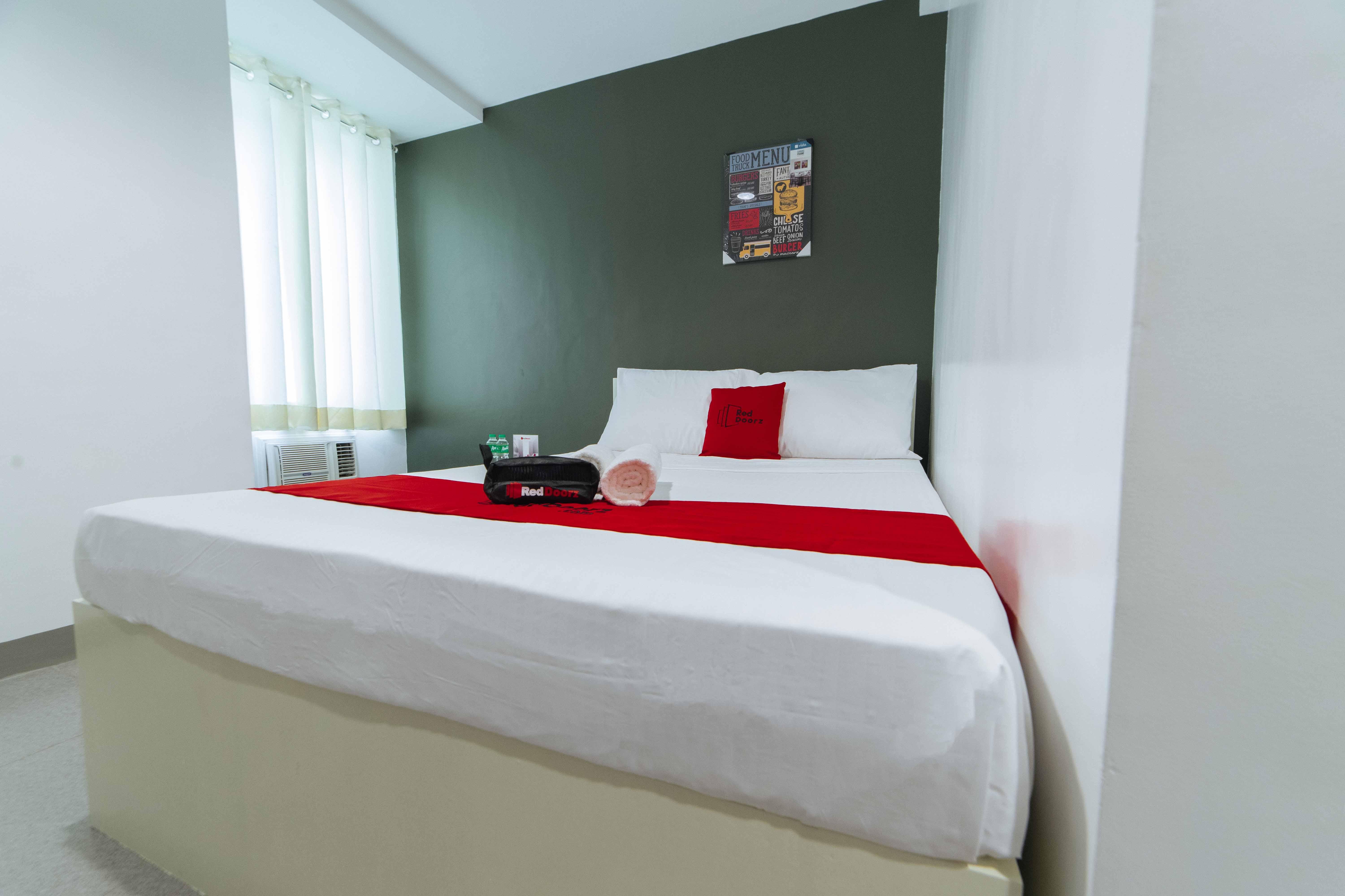 RedDoorz Plus @ Roxas Street Davao Zewnętrze zdjęcie