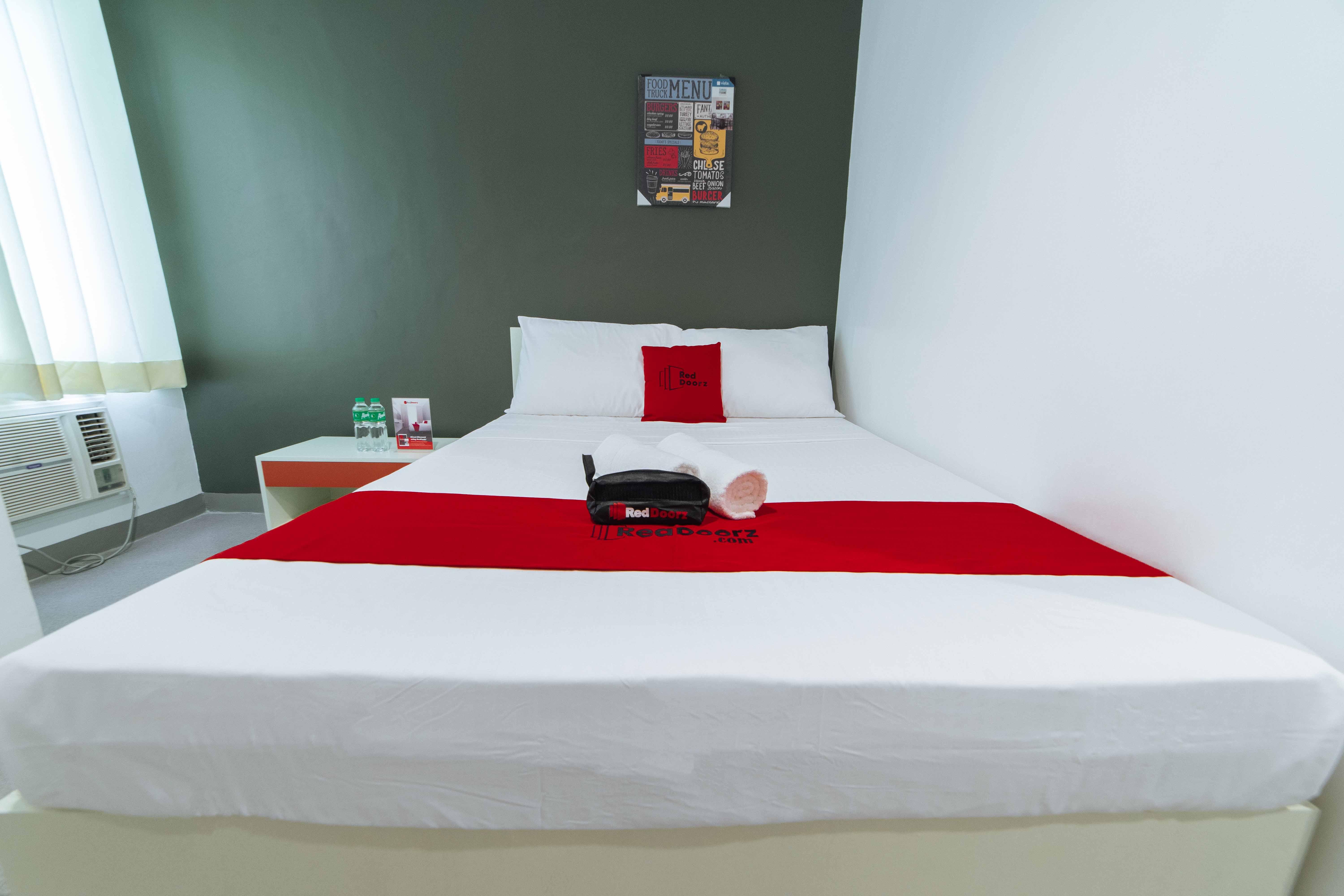 RedDoorz Plus @ Roxas Street Davao Zewnętrze zdjęcie