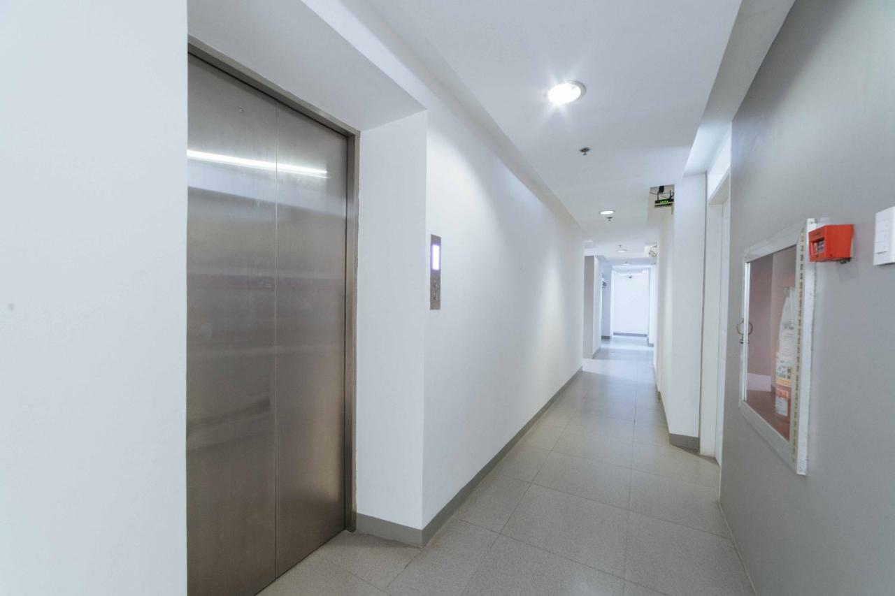 RedDoorz Plus @ Roxas Street Davao Zewnętrze zdjęcie