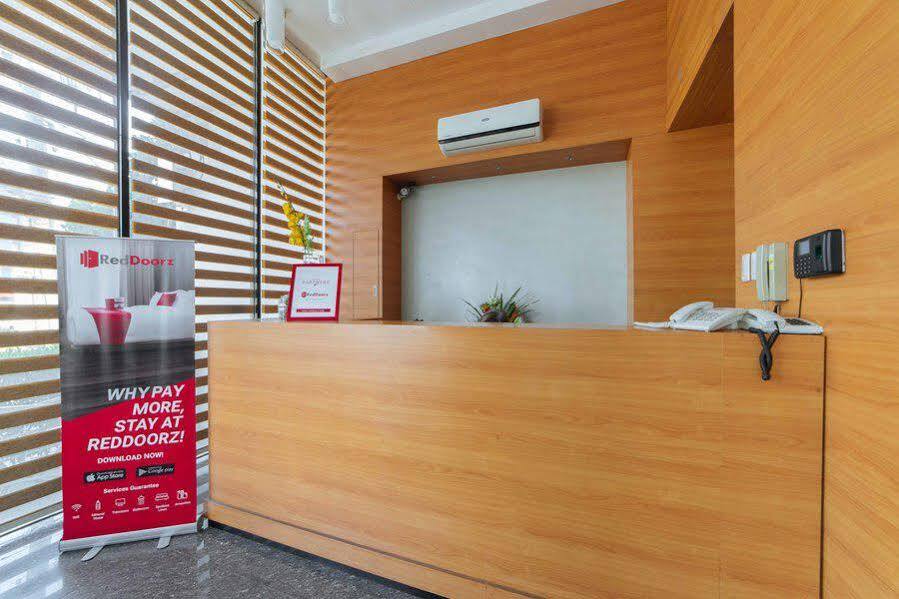 RedDoorz Plus @ Roxas Street Davao Zewnętrze zdjęcie